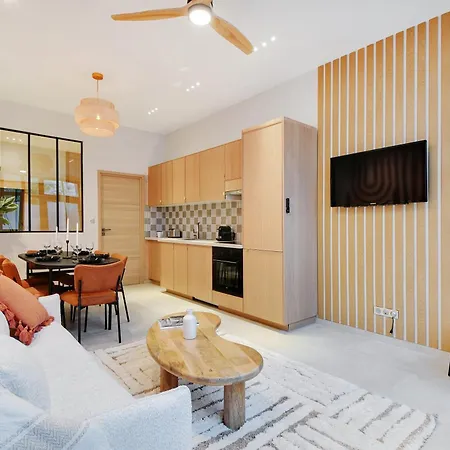 Superbe Appartement- 7p- Sacre Coeur Ramey I * Paris