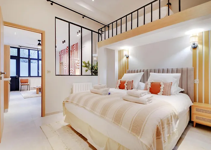Superbe Appartement- 7p- Sacre Coeur Ramey I Παρίσι